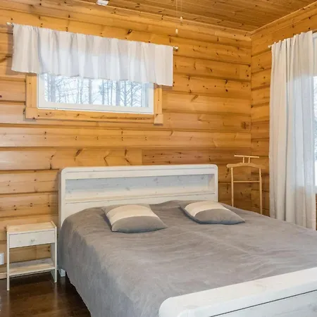 Holiday home Vaahtissuvanto By Interhome *